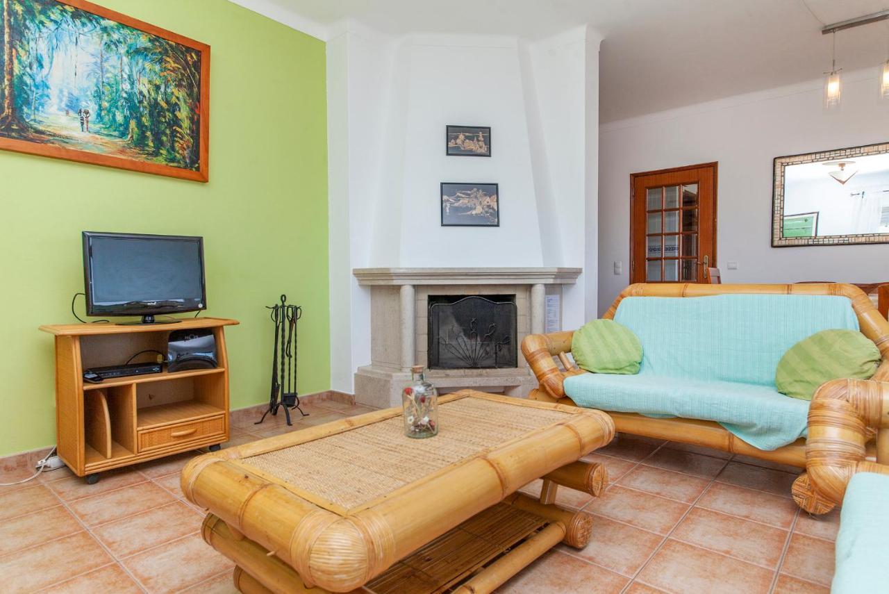 Feia-Traia Vestfuse Hotel ลากอส ภายนอก รูปภาพ