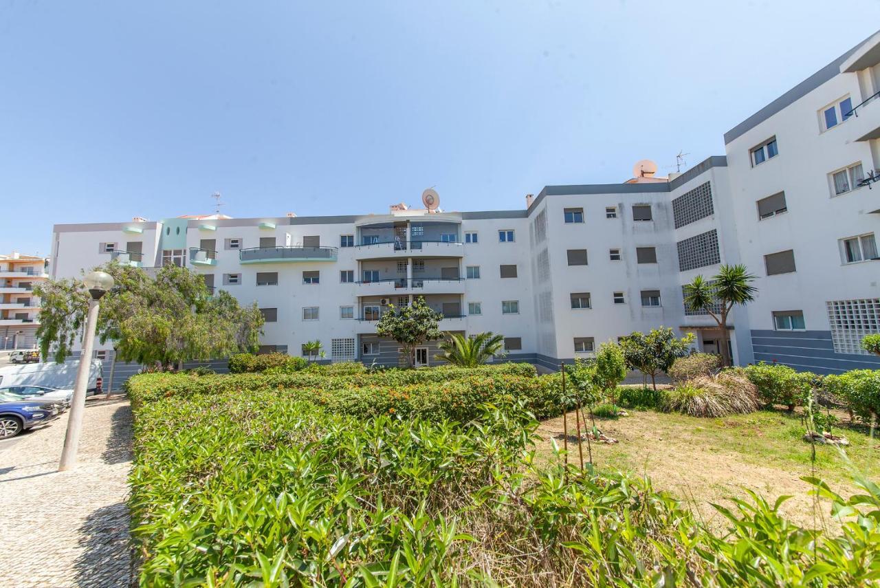 Feia-Traia Vestfuse Hotel ลากอส ภายนอก รูปภาพ